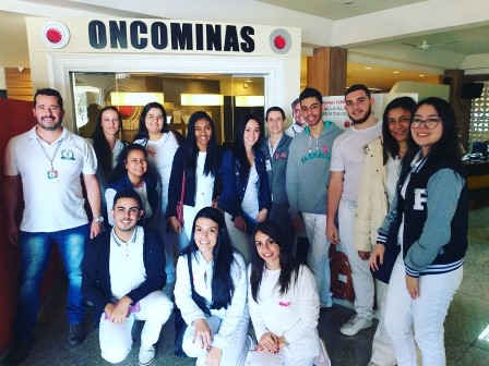 visita oncominas capa